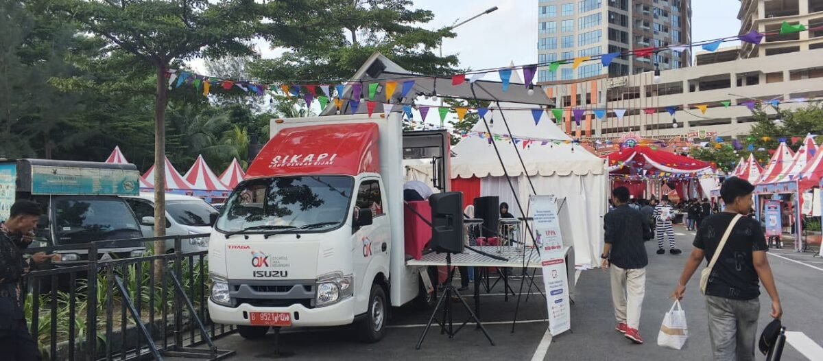 Mbil Edukasi Keuangan (SIMOLEK) saat gelaran Creative and Innovative Riau Islands Carnival (CERNIVAL) 2026 yang berlangsung di Harbour Bay Downtown, Batam, pada 24–26 Juli 2026. Foto Istimewa