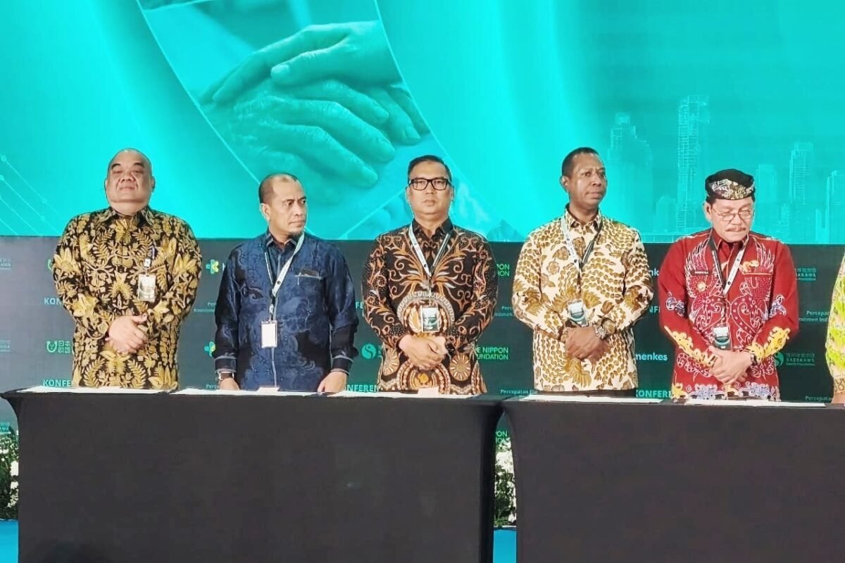 Wakil Gubernur Kepri, Nyanyang Haris Pratamura (tengah) menghadiri Konfrensi Nasional Kusta 2026 di Puri Agung Convention Hall, Hotel Grand Sahid Jaya, Jakarta Pusat, Jumat (10/7/2026). (Banhub Kepri)
