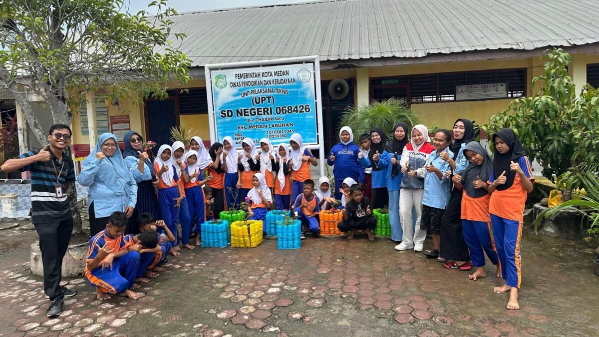 PT Pertamina Patra Niaga membekali ratusan siswa SD Negeri 068426, Kelurahan Nelayan Indah, Medan Labuhan, melalui program SEKAR. Foto: Istimewa