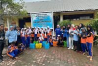 PT Pertamina Patra Niaga membekali ratusan siswa SD Negeri 068426, Kelurahan Nelayan Indah, Medan Labuhan, melalui program SEKAR. Foto: Istimewa