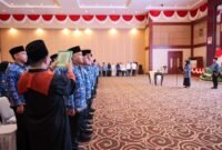 Pengucapan janji dan sumpah jabatan oleh 75 PNS dan 105 Pejabat Fungsional dipimpin oleh Sekretaris Daerah (Sekda) Provinsi Kepulauan Riau di Aula Wan Seri Beni, Dompak, Selasa (1/7/2026). Foto: Diskominfo Kepri