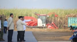Presiden RI Prabowo Subianto saat menghadiri Panen Raya dalam Rangka TNI Mendukung Program Ketahanan Pangan Nasional di Kabupaten Malang, Jawa Timur, Jumat (17/7/2026). Foto: Istimewa