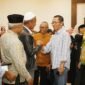 Qali Kota Batam Amsakar Achmad berdialog yang digelar di Golden Prawn 933, Bengkong, Rabu (22/7/2026) malam. Foto: Humas Diskominfo Batam