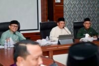 ekda Batam, Firmansyah, memimpin Rapat Koordinasi Ajakan Kampanye Antikorupsi Serentak dalam Program Pariwara Antikorupsi Tahun 2026 di Kantor Wali Kota Batam, Jumat (24/7/2026). Foto: Humas Diskominfo Batam