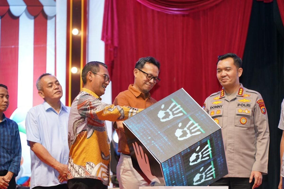 Creative and Innovative Riau Islands Carnival (CERNIVAL) 2026 di Harbour Bay Downtown, Batam, Jumat (24/7/2026) resmi dibuka. Foto: Istimewa