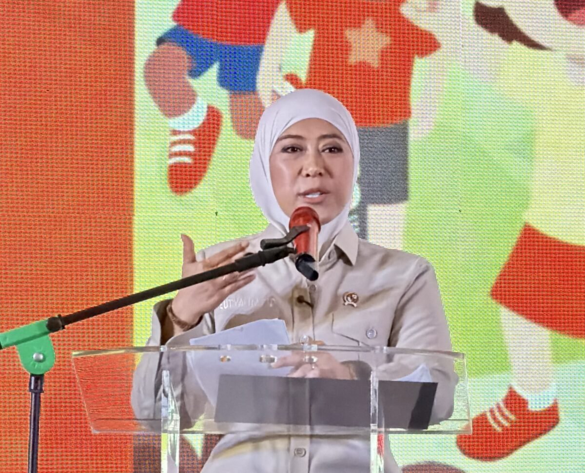 Menteri Komunikasi dan Digital (Menkomdigi), Meutya Hafid, dalam Festival Generasi Berani Exploring yang digelar dalam rangka Hari Anak Nasional, di Cibis Park. Foto: Audie Ichsan InfoPublik/Igid/Ditjen KPM Kemkomdigi