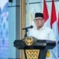 Wakil Gubernur Kepri Nyanyang Haris Pratamura menyampaikan pidato dalam Dialog Wawasan Kebangsaan diselenggarakan Dewan Pimpinan Pusat Perkumpulan Kekerabatan Sulawesi Selatan (PKSS) di Auditorium Politeknik Negeri Batam, Kamis (13/8/2026). Foto: Diskominfo Kepri