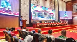 Gubernur Kepri Ansar Ahmad menyampaikan kata sambutan. (Harun/DISKOMINFO KEPRI)
