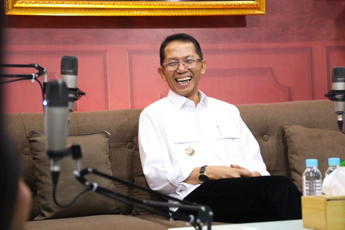 Wali Kota Batam, Amsakar Achmad, menjadi narasumber di Podcast Marathon, Selasa (15/9/2026). Foto: Humas Diskominfo Batam