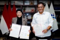  Menkomdigi Meutya Hafid usai menandatangani MoU kerja sama antara Indonesia dan India dalam mengembangkan teknologi telekomunikasi dan memperkuat ekosistem digital. Foto: Humas Kemkomdigi