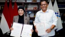 Menkomdigi Meutya Hafid usai menandatangani MoU kerja sama antara Indonesia dan India dalam mengembangkan teknologi telekomunikasi dan memperkuat ekosistem digital. Foto: Humas Kemkomdigi