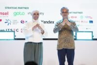 Menteri Komunikasi Malaysia, Ahmad Fahmi Mohamed Fadzil, bersama Menkomdigi, Meutya Viada Hafid, dalam rangkaian Bali Tech Week 2026 di Bali Beach Convention Center, Sanur, Kota Denpasar, Provinsi Bali, Selasa (20/10/2026). (Adit/ Sesditjen KPM)
