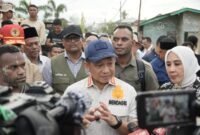  Menteri Dalam Negeri Tito Karnavian memberikan keterangan kepada wartawan. (Foto: Kemendagri)