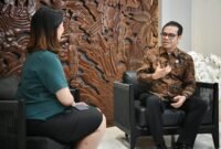 Wamenkomdigi Nezar Patria dalam sesi wawancara dengan CNBC Indonesia di Kantor Kementerian Komdigi, Jakarta Pusat. (Foto: DRA/Humas Kemkomdigi)