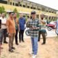 Wali Kota Batam, Amsakar Achmad, meninjau SDN 013 Sekupang usai peresmian jalan dan normalisasi drainase di Perumahan Taman Victoria, Sekupang, Minggu (25/10/2026). Foto: Humas Diskominfo Batam