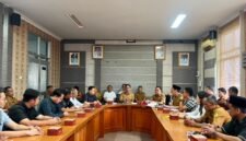 Pertamina bersama Pemerintah Kabupaten Karimun dan instansi terkait juga menggelar rapat koordinasi pada Selasa (27/10)/2026). Foto: Istimewa